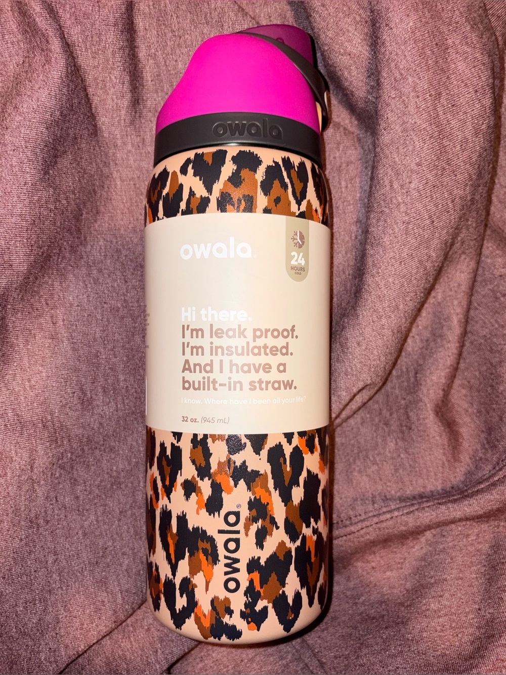 Owala UO Exclusive Wild At Heart FreeSip 32 oz Water Bottle